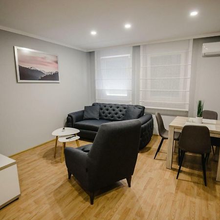 Trupl Apartman 5 - Stan Na Dan Apartamento Brčko Exterior foto